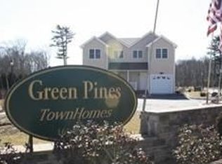 1232 Globe St, Fall River, MA 02721