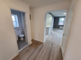 14437 68th Dr APT 2, Flushing, NY 11367