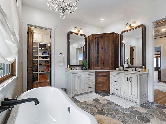 29th image of this home