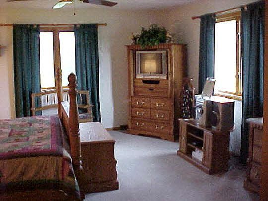4th image of 10912 Creekview Point #1