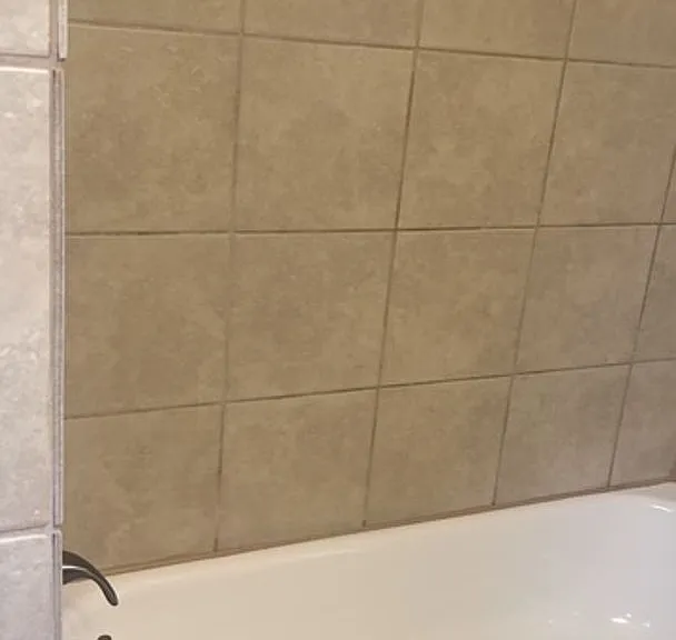 3700 Dauphine Ct — Photo 36