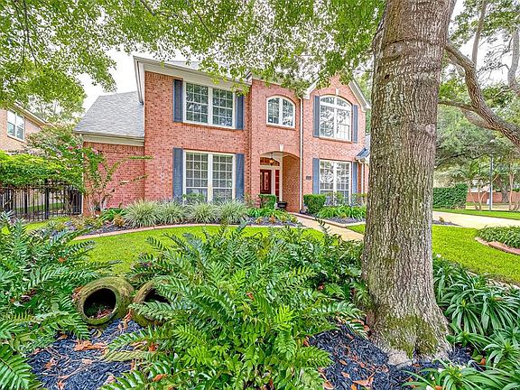 4th image of 22527 Stormcroft Ln