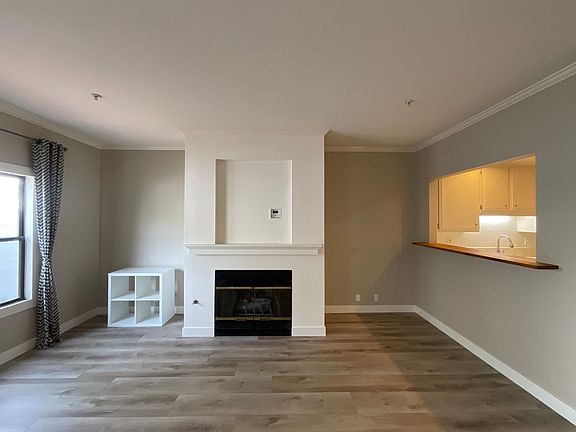 4th image of 4521 Carpinteria Ave APT C