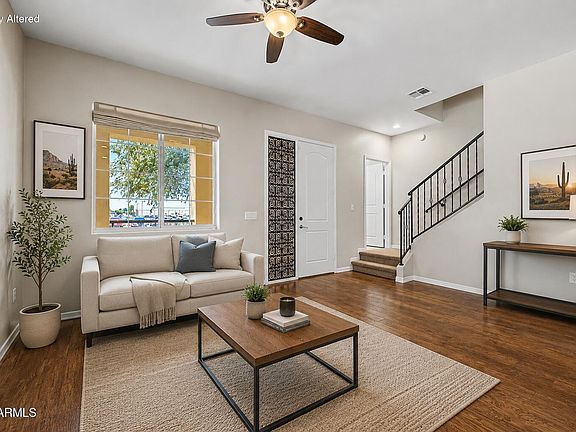 2nd image of 121 N CALIFORNIA Street #7