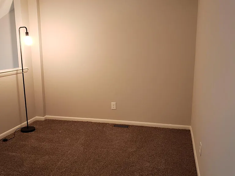 241 Willow Turn — Photo 7