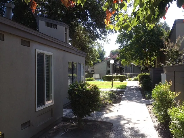1313 Floyd Unit 161 - 1 — Photo 3