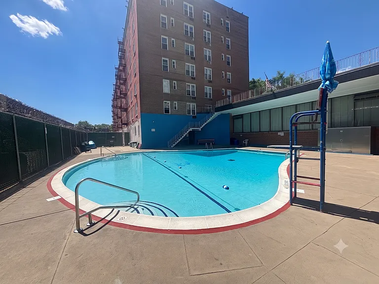 3901 Nostrand Ave #6L — Photo 9