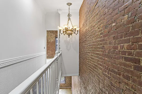 Rented by Compass | media 4