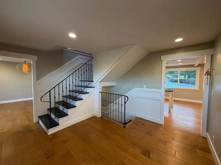 600 N 260 West Cir — Photo 3