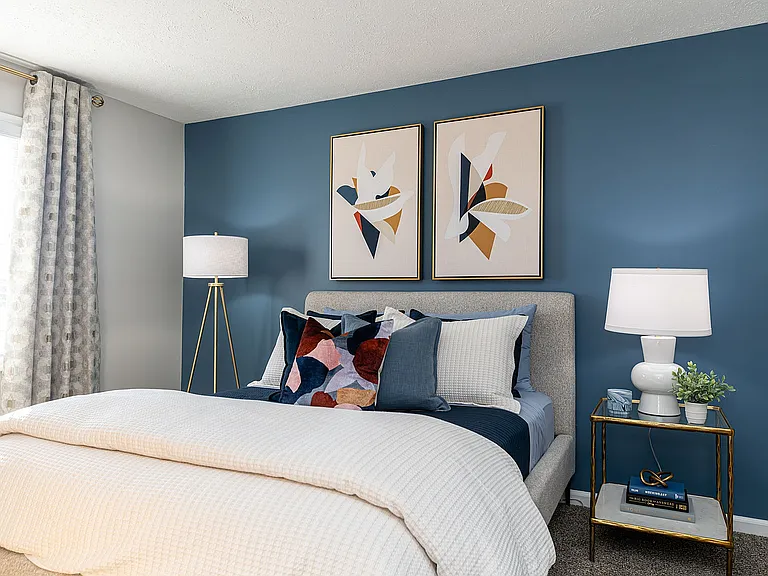 Bedroom with carpet