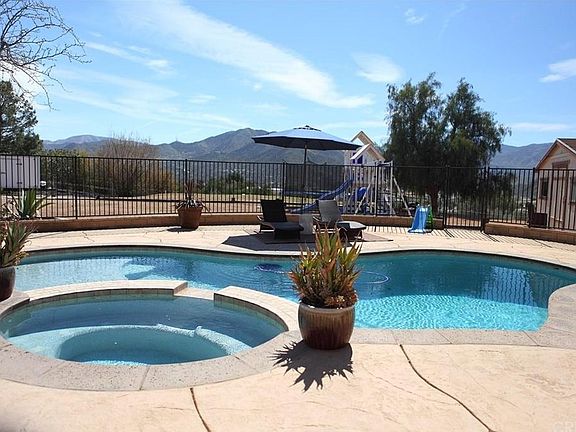 2nd image of 2478 Vista Del Monte Dr