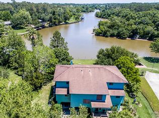 3821 Pine Manor Ln, Dickinson, TX 77539