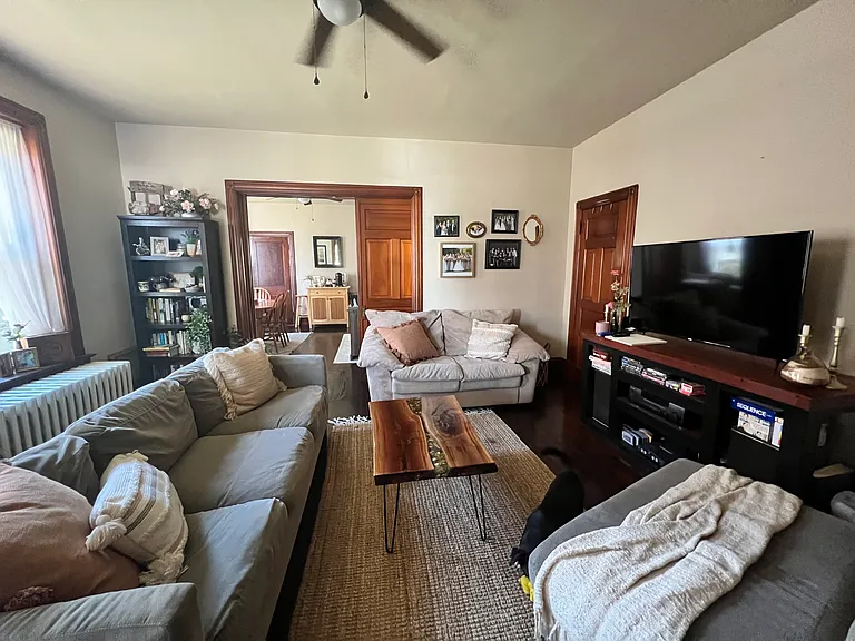 614 W Broad St #1 — Photo 6
