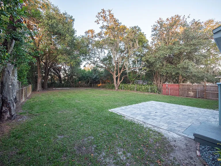 1512 E Fern Rd — Photo 12