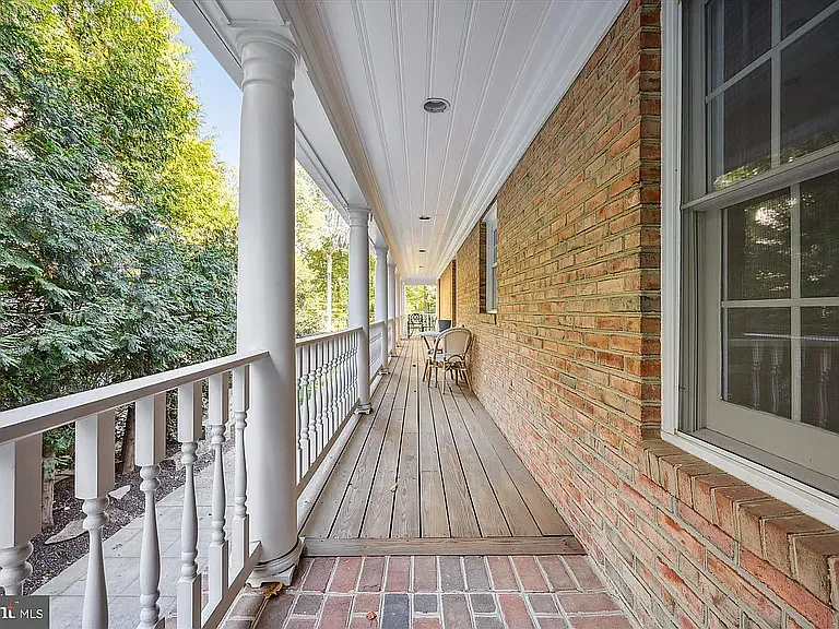 14708 Westbury Rd — Photo 50