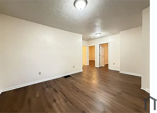 210 Wilder St — Photo 14