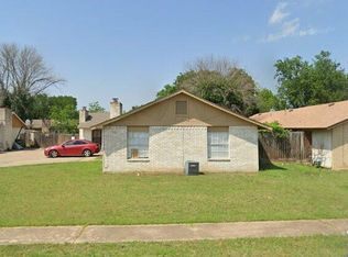 1304 Westcott Dr #B, Round Rock, TX 78664