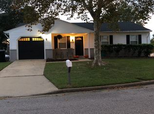 5121 Edon Hall Ln, Virginia Beach, VA 23464