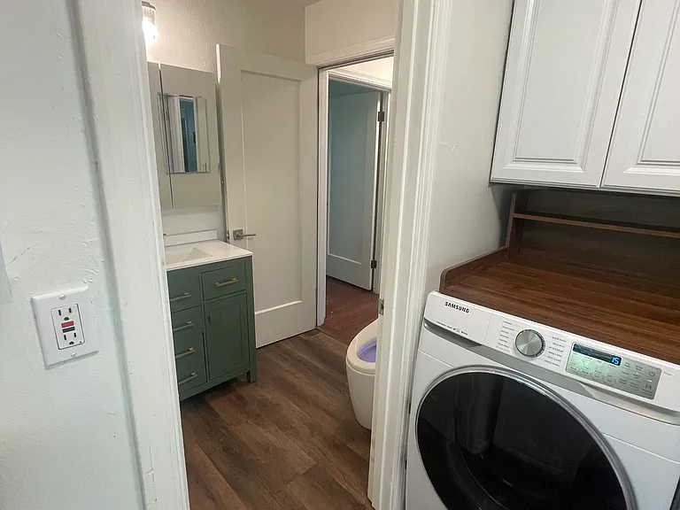 1821 Proctor Ave — Photo 10