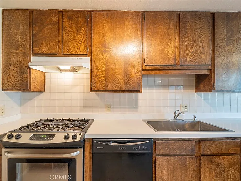 25930 Narbonne Ave #135 — Photo 10
