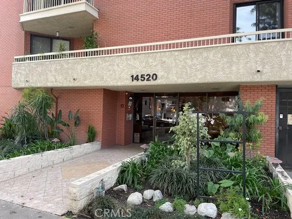 14520 Dickens St Unit 211, Sherman Oaks, CA 91403