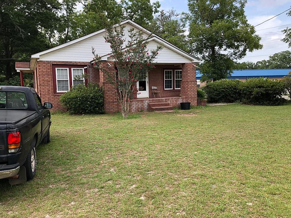 1st image of 137 Chandler Ave
