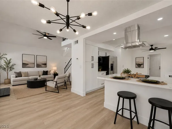 1702 Mapleleaf St, Las Vegas, NV 89142