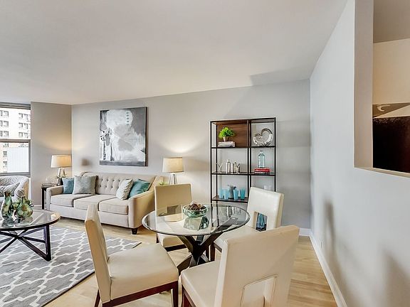 5th image of 535 N Michigan Ave APT 712