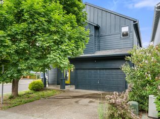 19577 SW Treehouse Ln, Beaverton, OR 97007