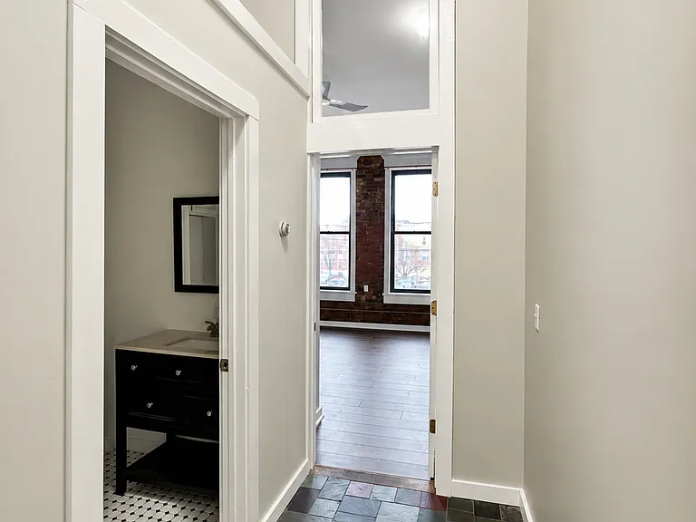 1832 W 25th St #2B — Photo 18