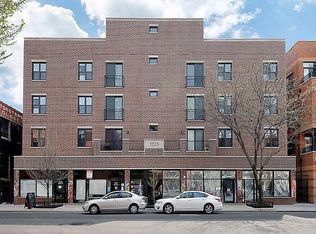 3223 N Sheffield Ave, Chicago, IL 60657