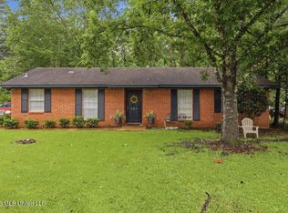 141 Cumberland Rd, Brandon, MS 39047