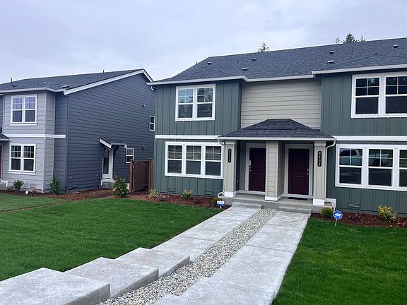 2nd image of 2114 Trailside Dr NE