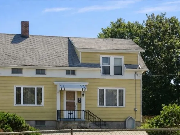 766 2nd St, Fall River, MA 02721