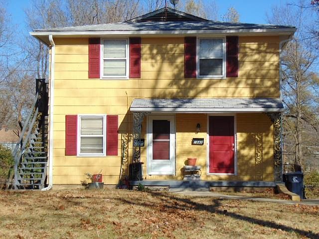 1st image of 1840 E 75th Ter