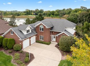 11000 Garrett Dr, Orland Park, IL 60467