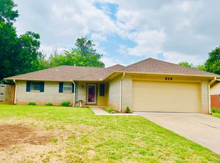 628 Reynolds Rd, Edmond, OK 73013