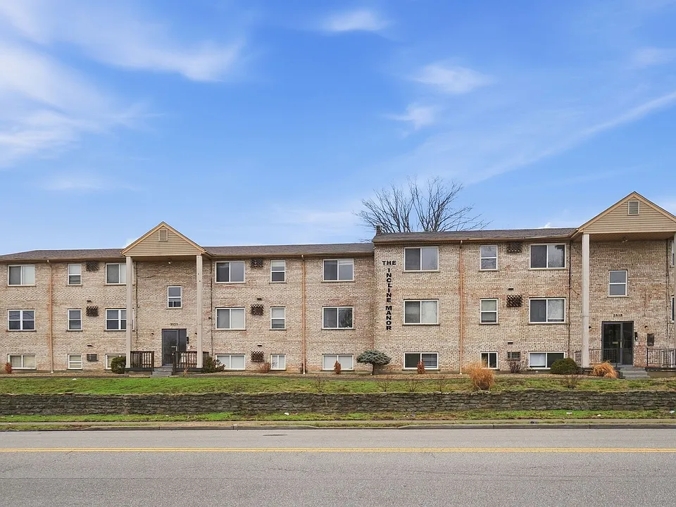 2822 Price Ave