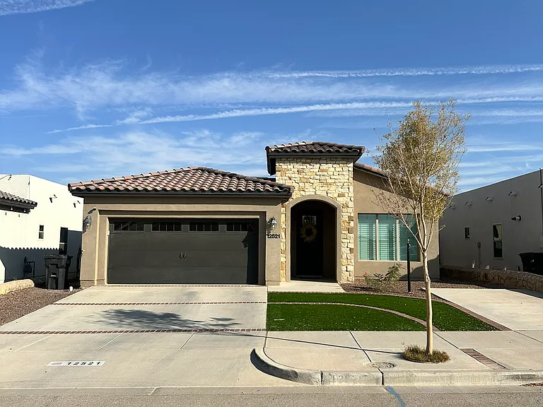 12521 Triple Crown Ave — Photo 6