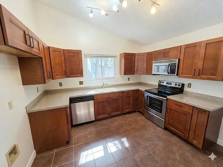 Kitchen ready for your best meal to be prepared
