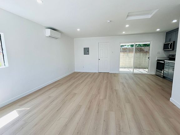 4th image of 1672 E 56th St #A