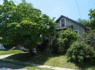 228 Pershing Ave, Collingdale, PA 19023