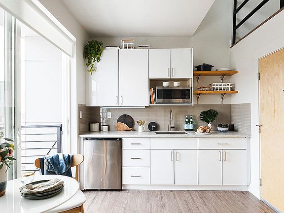 2nd image of 2371 Franklin Ave E #409