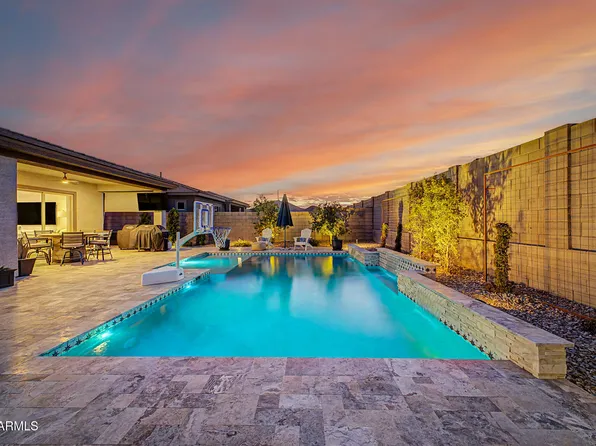 20266 W MULBERRY Drive, Buckeye, AZ 85396