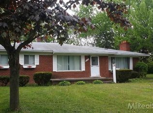 2774 Iowa Dr, Troy, MI