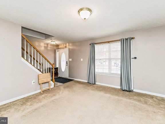 5th image of 2264 Rolling Meadows St
