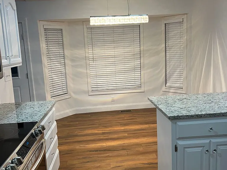 4213 S Mentor Ave — Photo 11