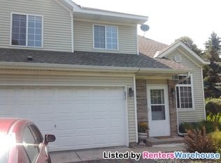 8924 Spring Ln, Woodbury, MN 55125