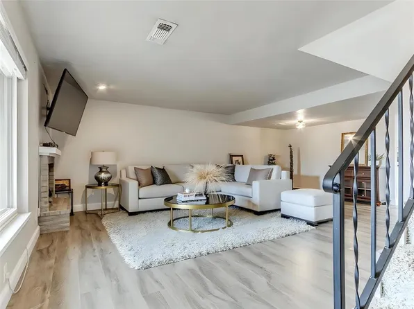 9719 Hefner Village Blvd, Oklahoma City, OK 73162