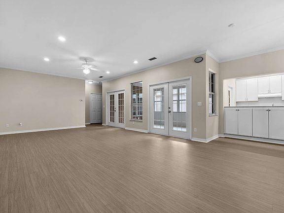 5th image of 1841 SW Paloma Ct